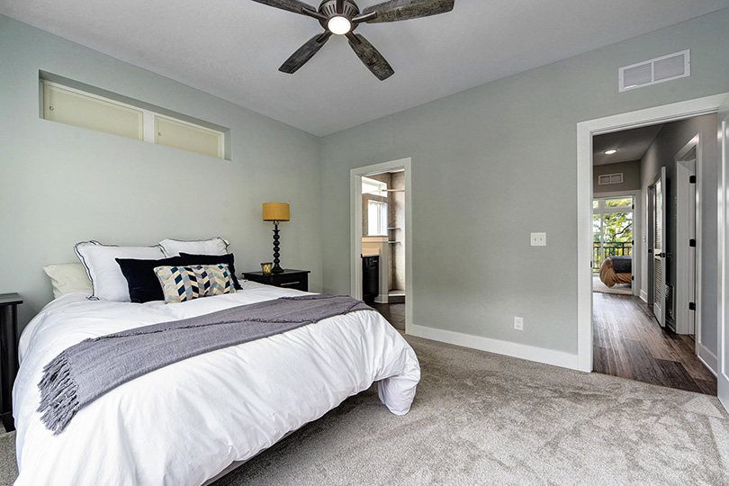 2287 West 19th Residential Staging by Roomlaut 2287 West 19th Residential Staging