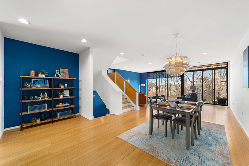 2132 W17th Street Residential Staging by Roomlaut 2132 W17th Street Residential Staging by Roomlaut