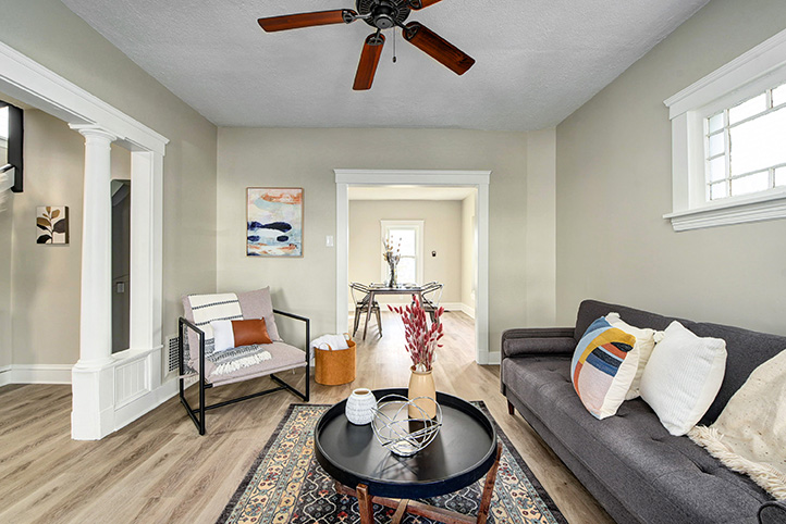 3583 West 135th Residential Staging by Roomlaut 3583 West 135th Residential Staging