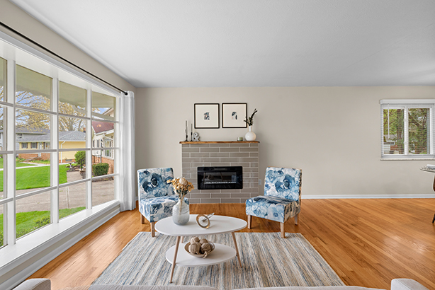 4095 W. 213th Residential Staging by Roomlaut 4095 W. 213th Residential Staging