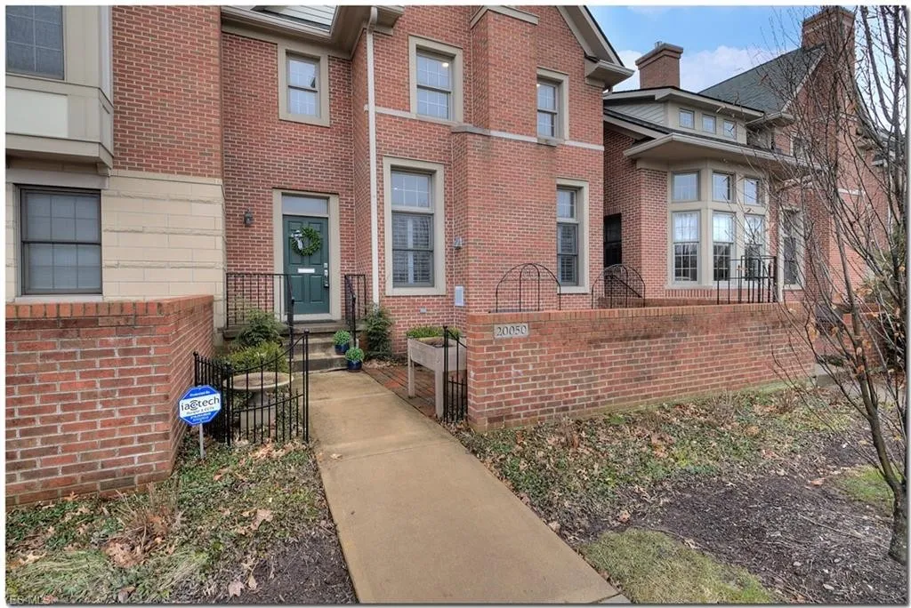 20050 Chagrin Blvd Roomlaut Assessment 2016 20050 Chagrin Blvd Assessment 2016